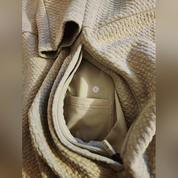 Lululemon At Ease Hoodie - Men's Small Tea Green Hooded Sweater - Picture 2 of 16